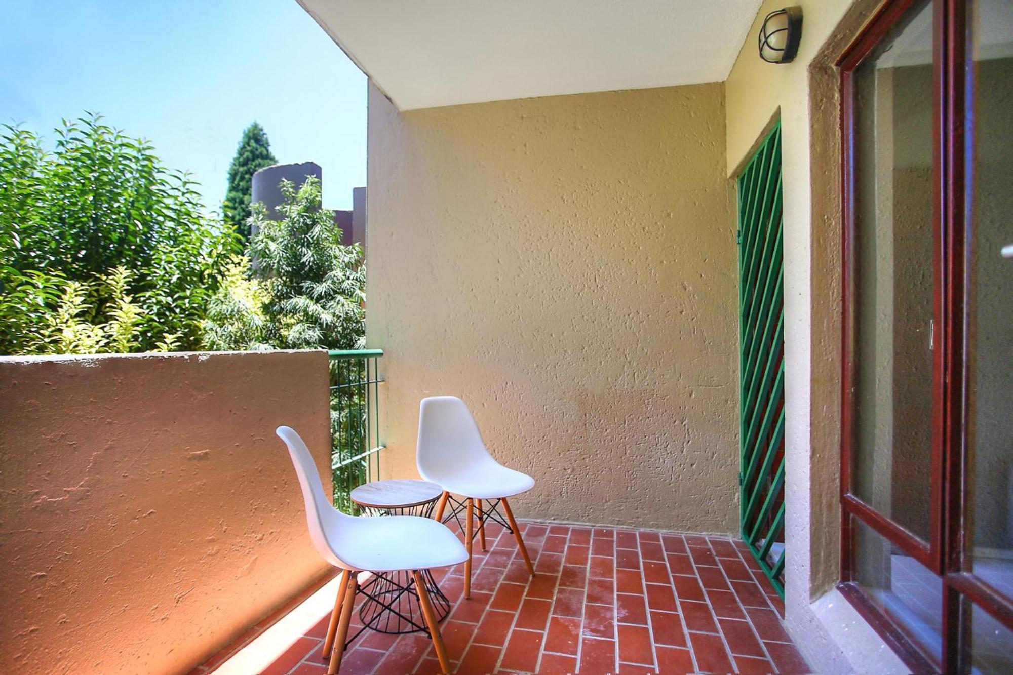 Antibes 18 West Road South Sandton Johannesburg Exterior photo